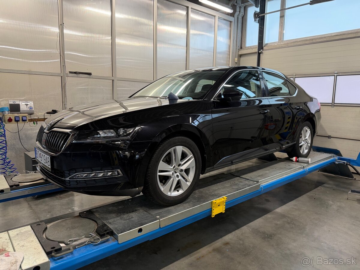 Škoda Superb Ronal 215/55 R17 - 12