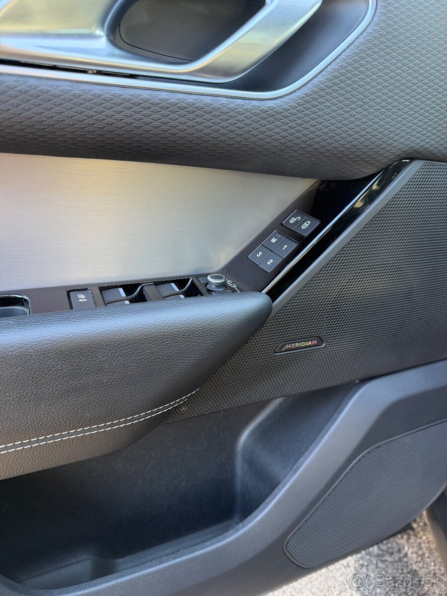 Land Rover Range Rover Velar 2.0D I4 R-Dynamic AWD A/T - 12