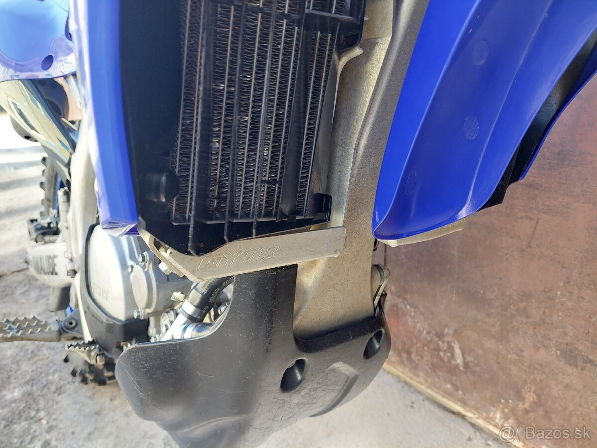 YAMAHA WR 250 F - 12