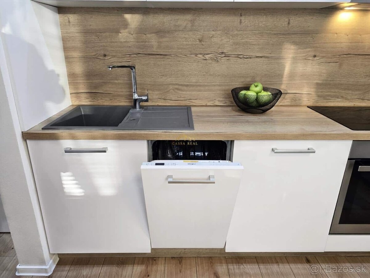 Moderný 2,5-izb byt 50m² + Loggia, CENTRUM-JUH, Južná trieda - 12