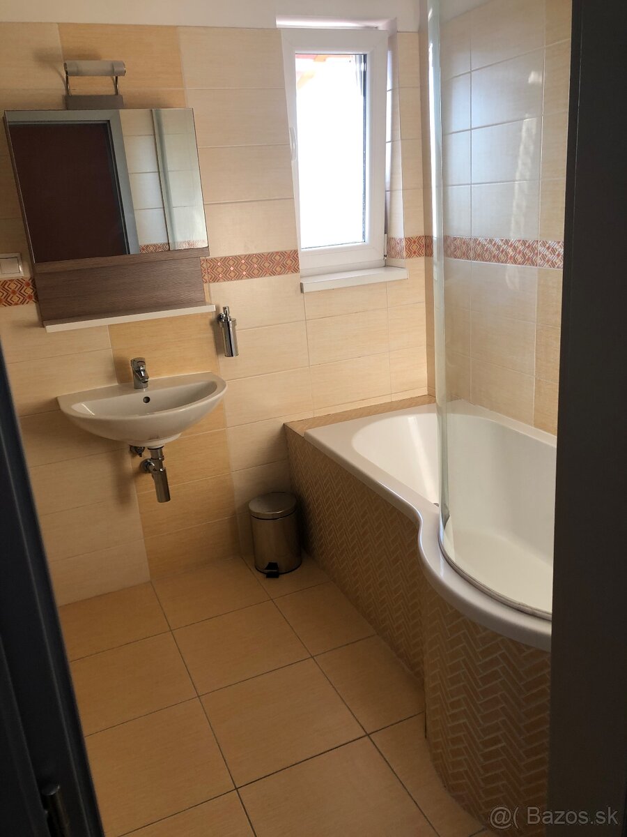 3 izbový mezonet s terasou a 2 parkovacími miestami - 12