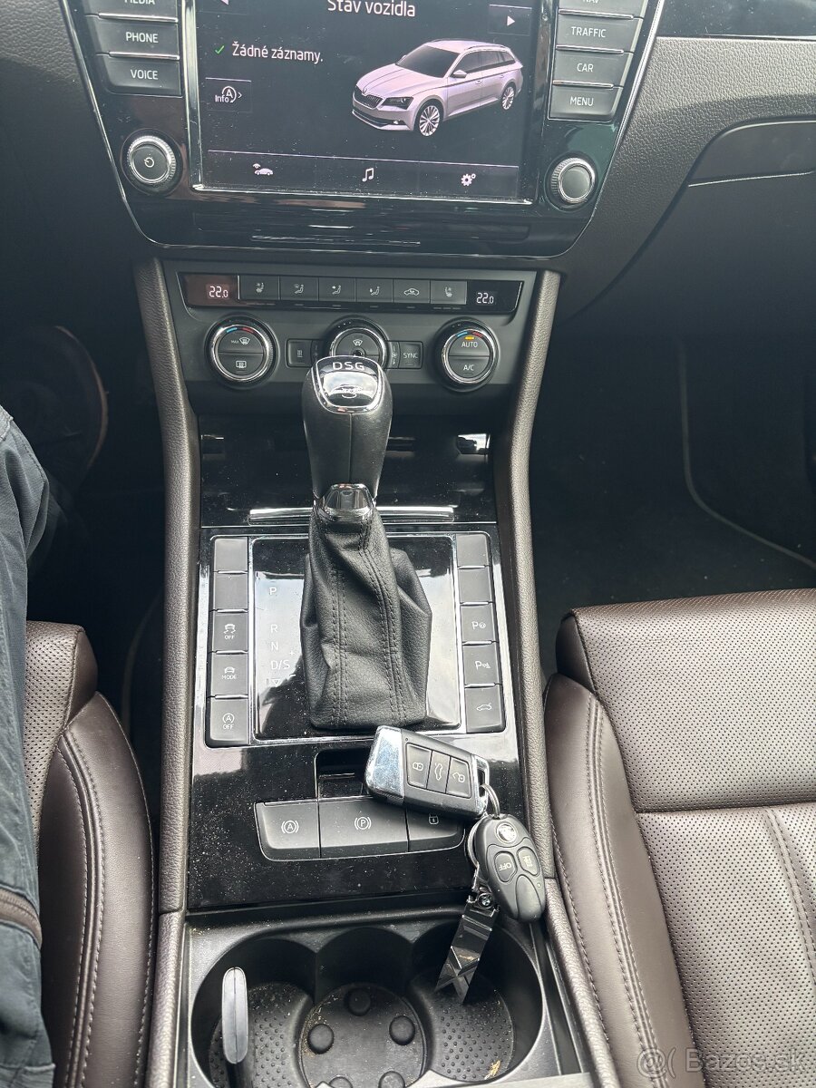 Predám SUPERB 3, 2,0TDI, 140KW, L&K 134t km - 12