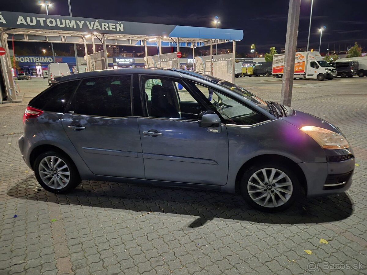 Škoda Octavia - 12