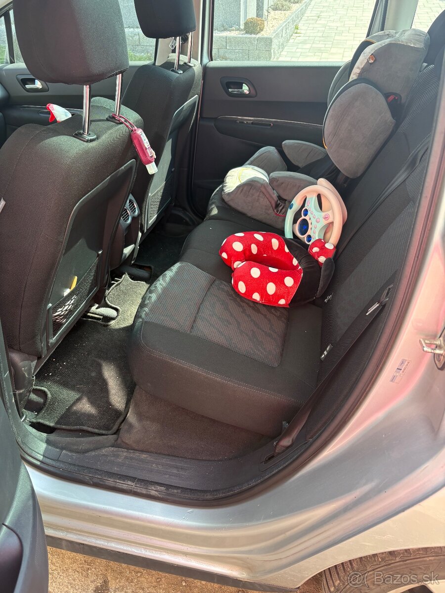 PEUGEOT 3008 2.0HDI,110KW - 12