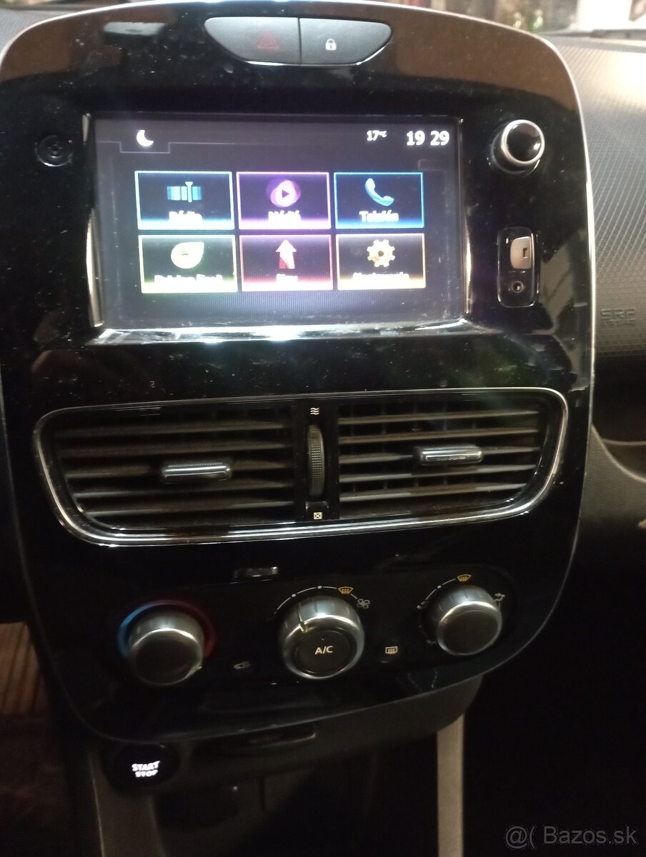 Renault Clio 4 grandtour - 12