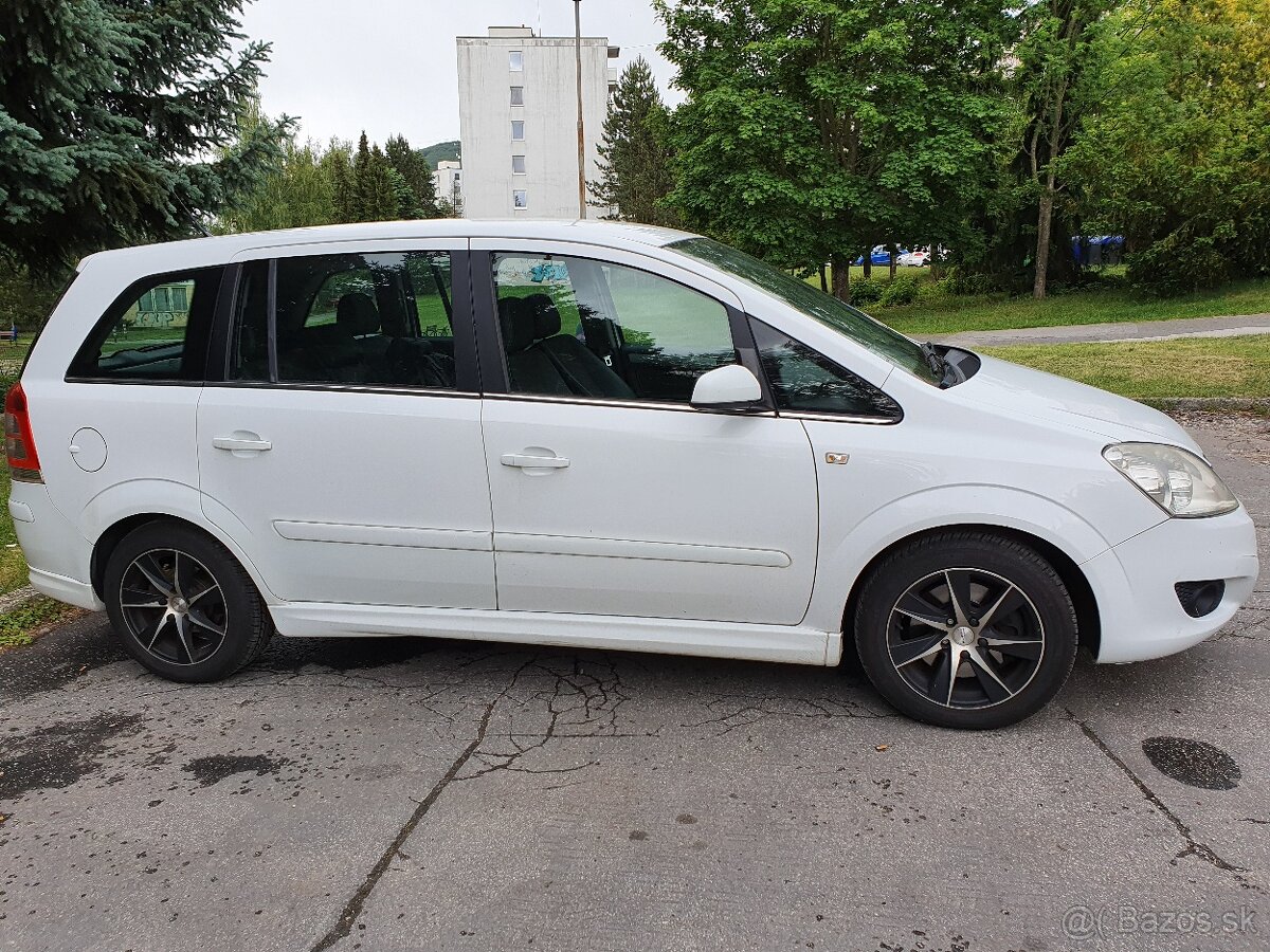 Opel Zafira- 1.9 CDTI, 110 kW - 12