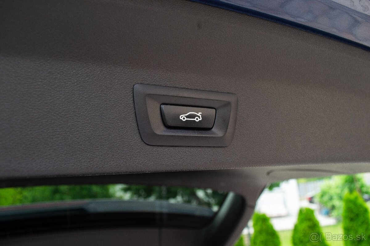 BMW X3 xDrive20d M-Packet A/T - 12