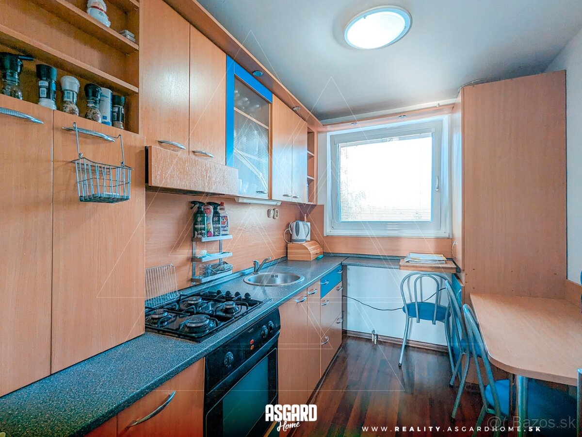 Kompletne zariadený 3i byt s loggiou v tichej štvrti - 12