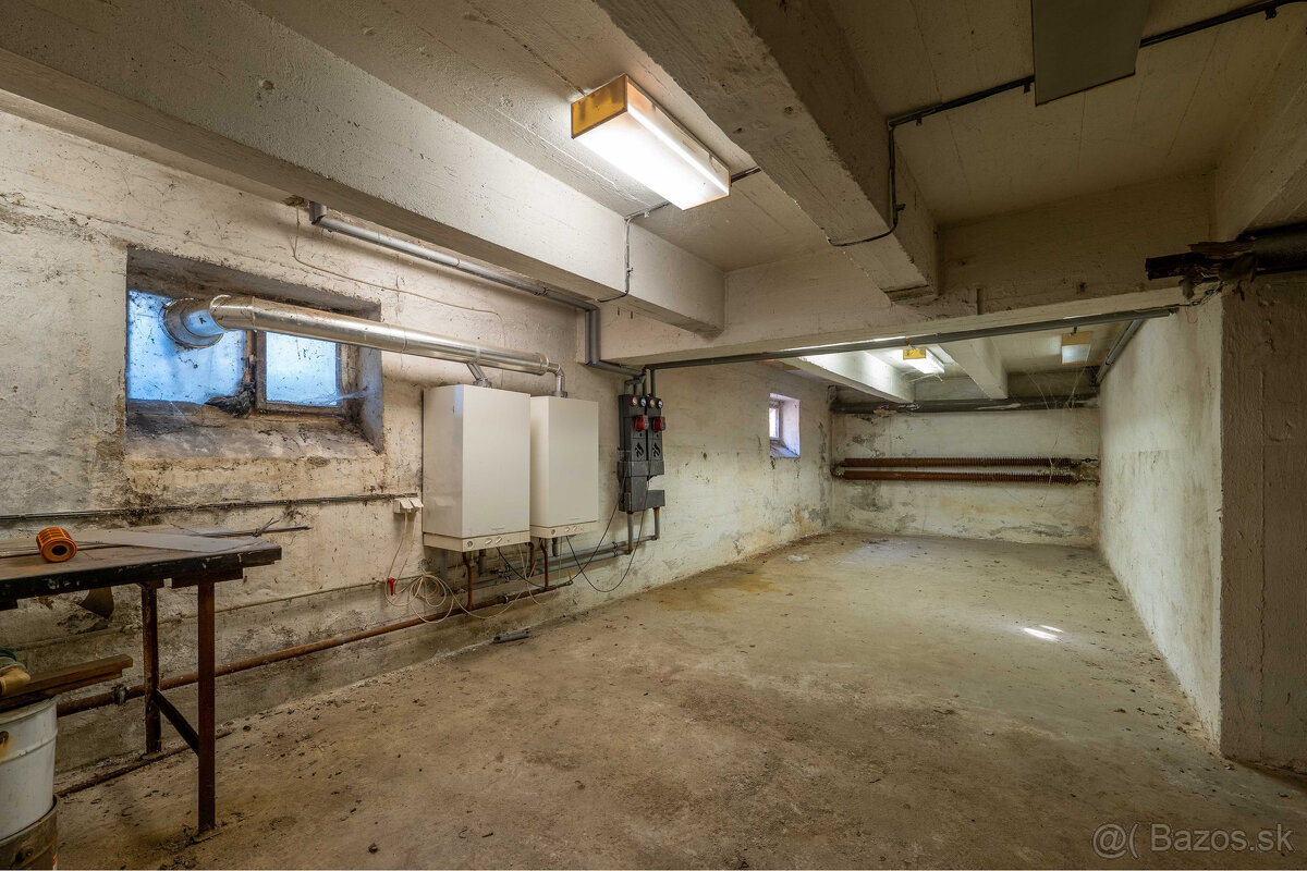 Administratívna budova a hala v priemyslenej časti | Rampová - 12