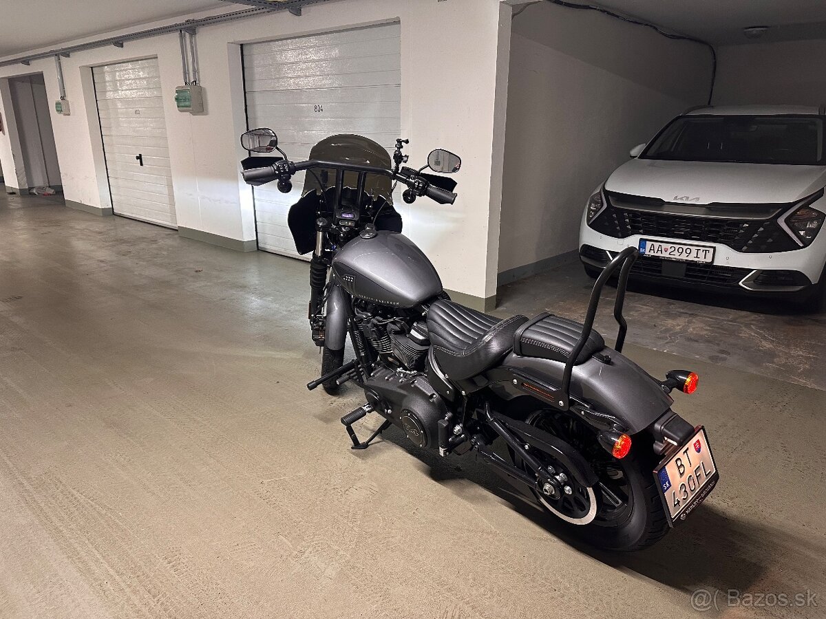 Street Bob 114 2022 - 12