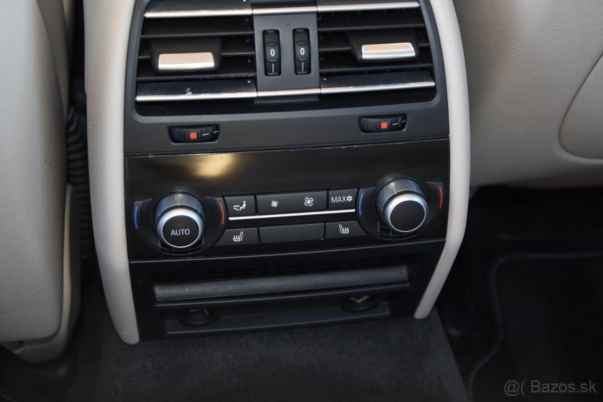 BMW Rad 7 750i xDrive - 12