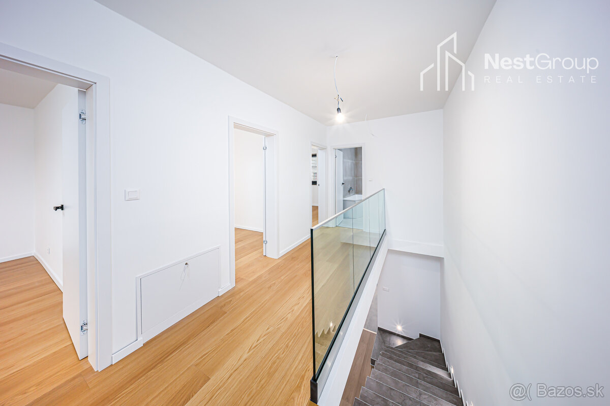 VEĽKÝ 5- IZBOVÝ RD KOMPLETNE ZREKONŠTRUOVANÝ, DVOJGARÁŽ - 12