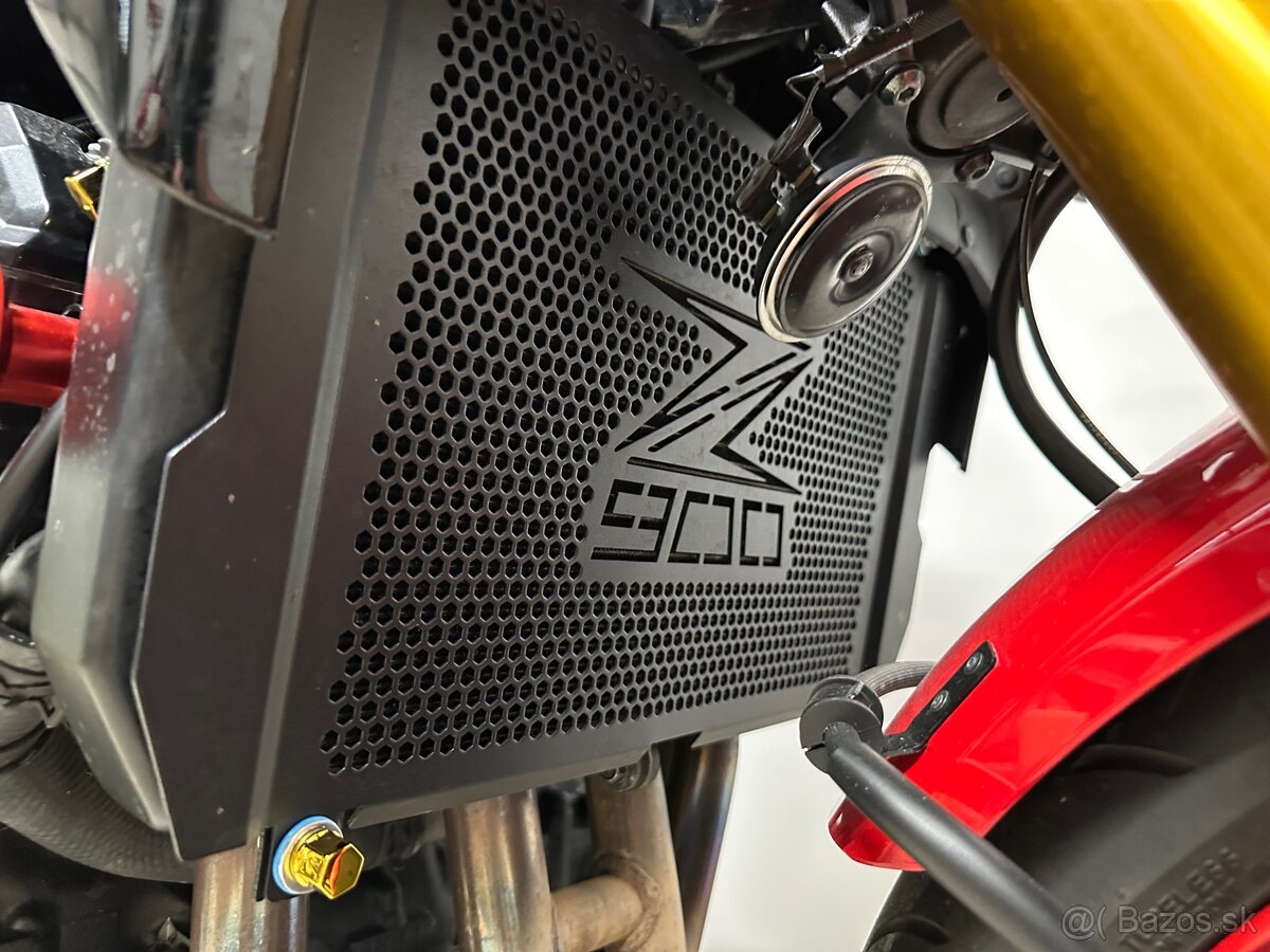 Kawasaki Z900 50th Anniversary - 12