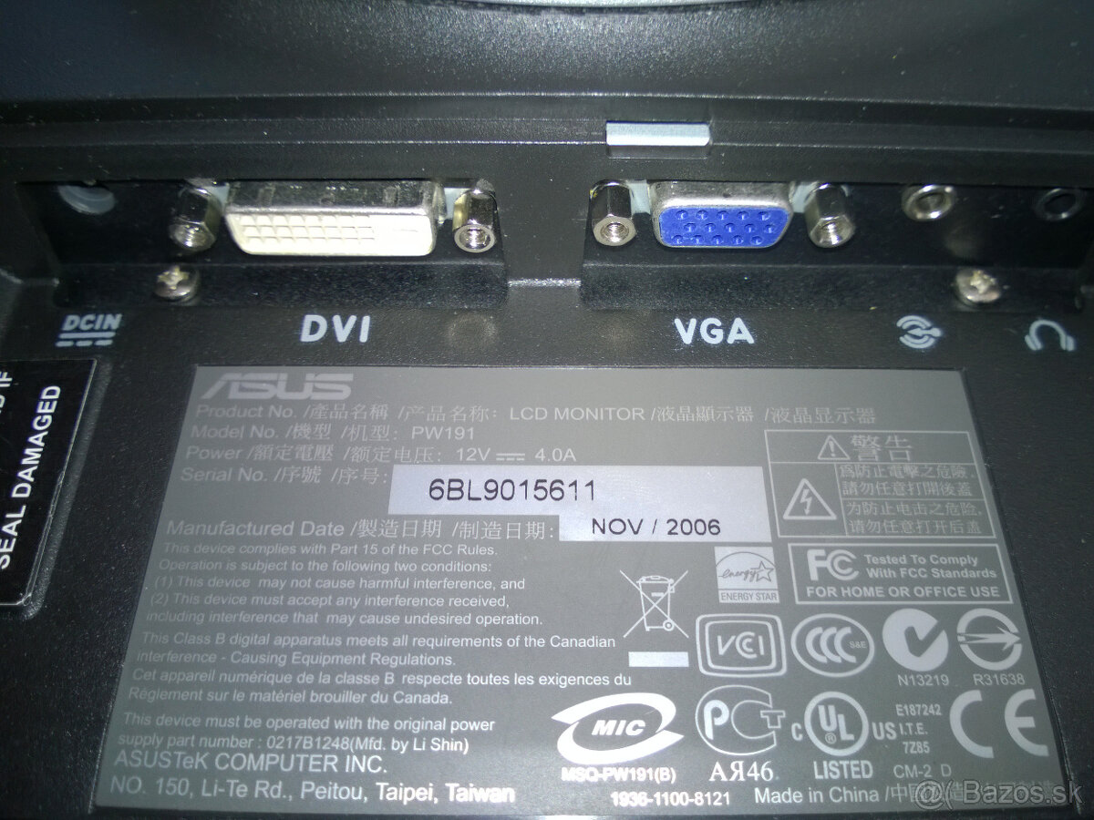 LCD Monitor značky Asus PW191 o veľkosti 19" - 12