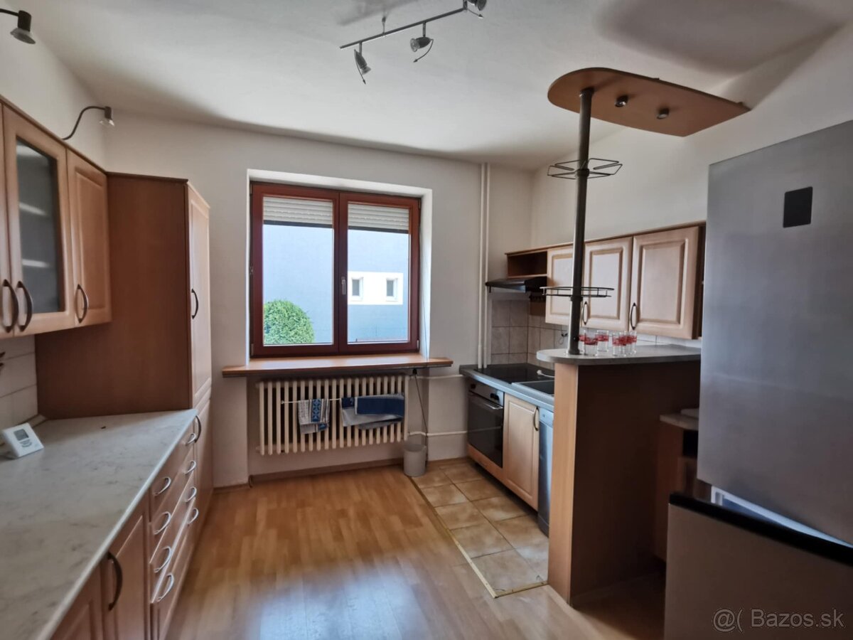 Predám rodinný dom - 12