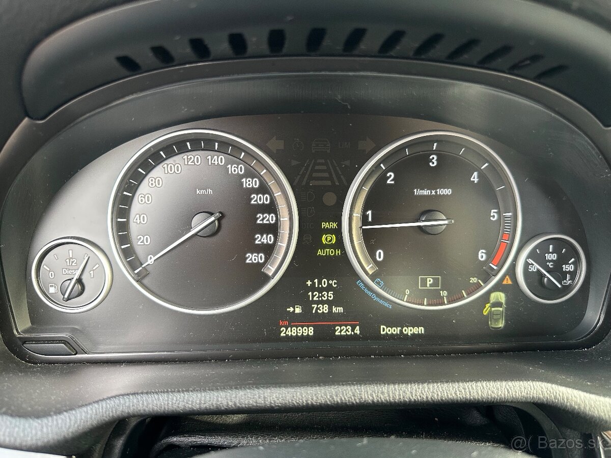 BMW X3 xDrive20d A/T (F25) - 12