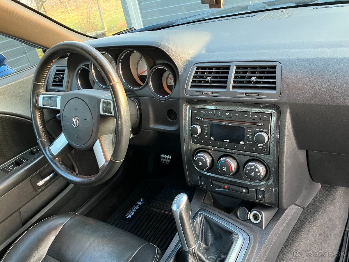 2009 DODGE CHALLENGER RT 5.7L HEMI - MANUAL - 12