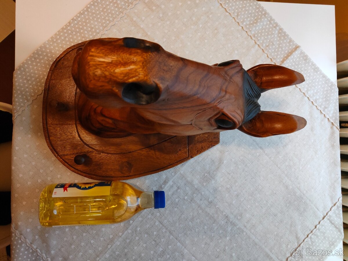 Drevený záves konskej hlavy - 12