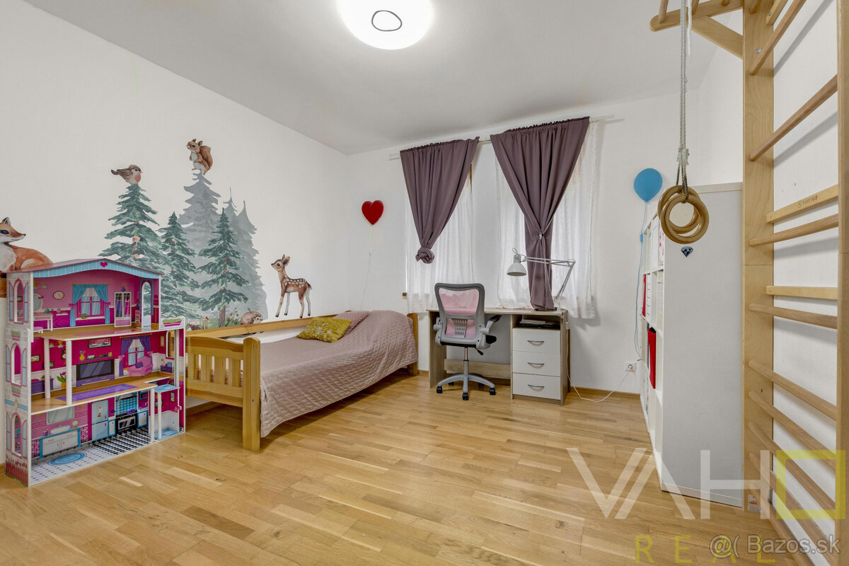 🌿 Exkluzívny 5-izbový rodinný dom v Reci – pokoj, súkromie a - 12