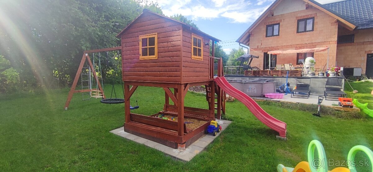Detsky drevený domcek Middle s montážou a s dovozom - 12