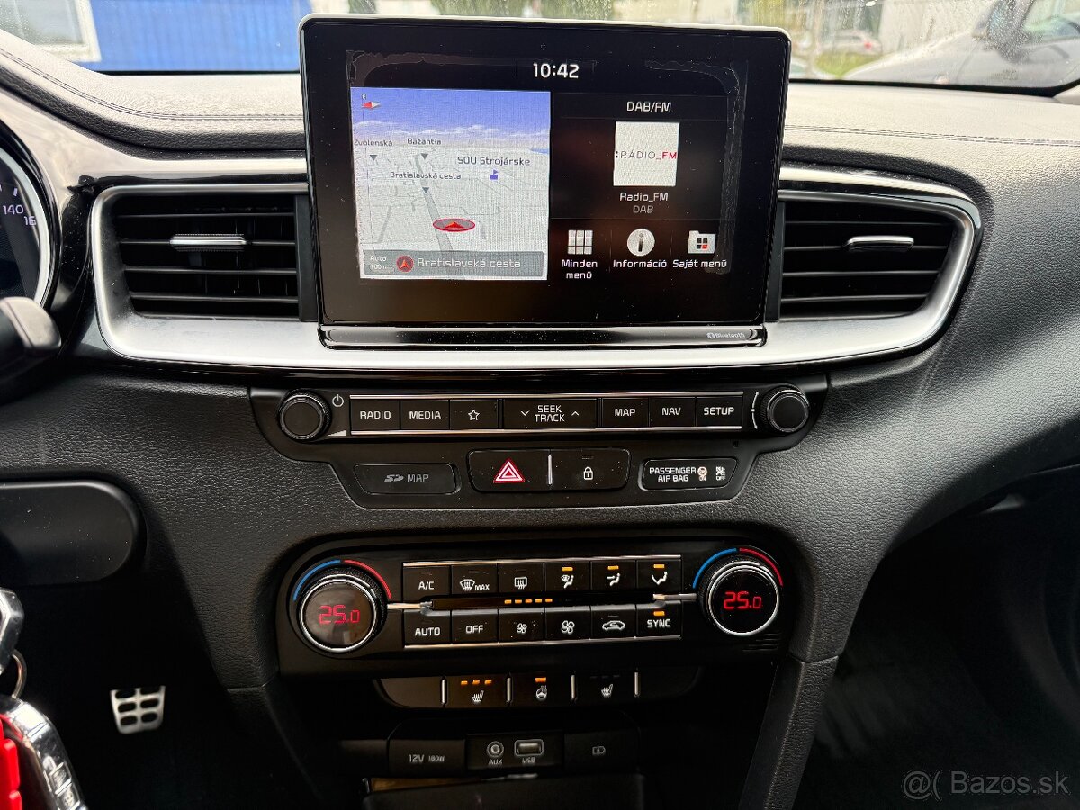 Kia Ceed SW 1.6 CRDi Silver M6.85KW - 12