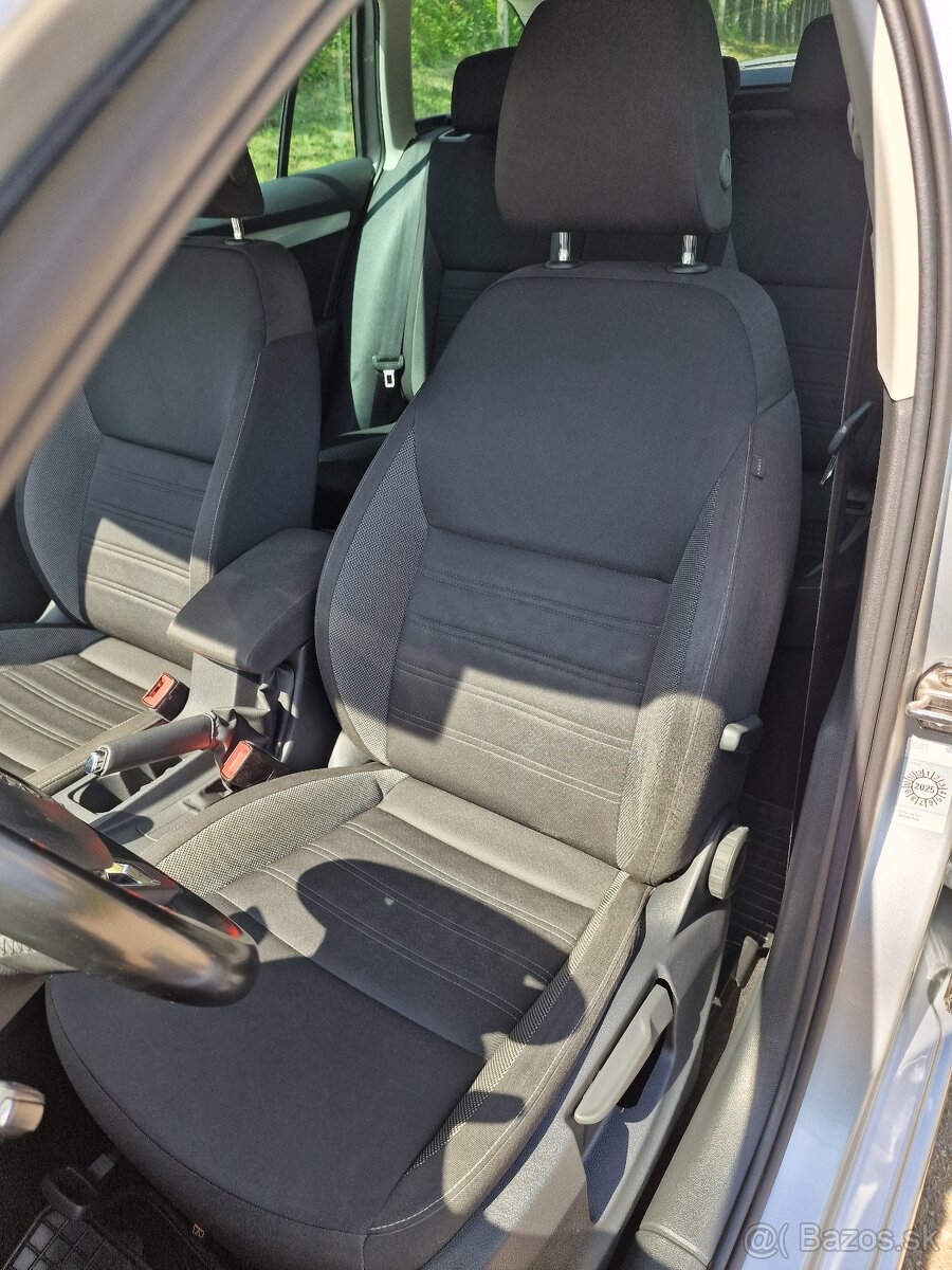 Škoda Octavia 3 Combi 1,6tdi - 12