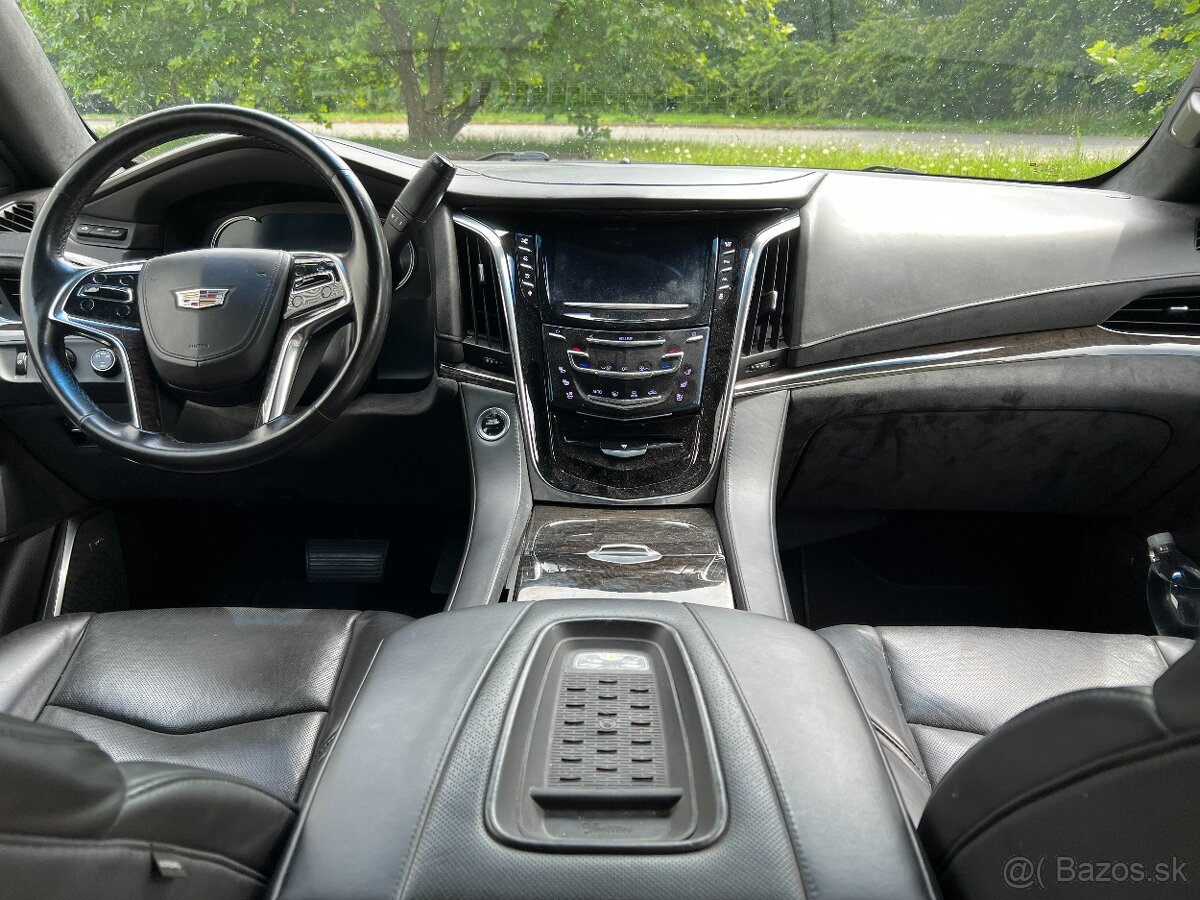 Cadillac Escalade 6.2 V8, ESV dlouhá verze, Platinum výbava - 12