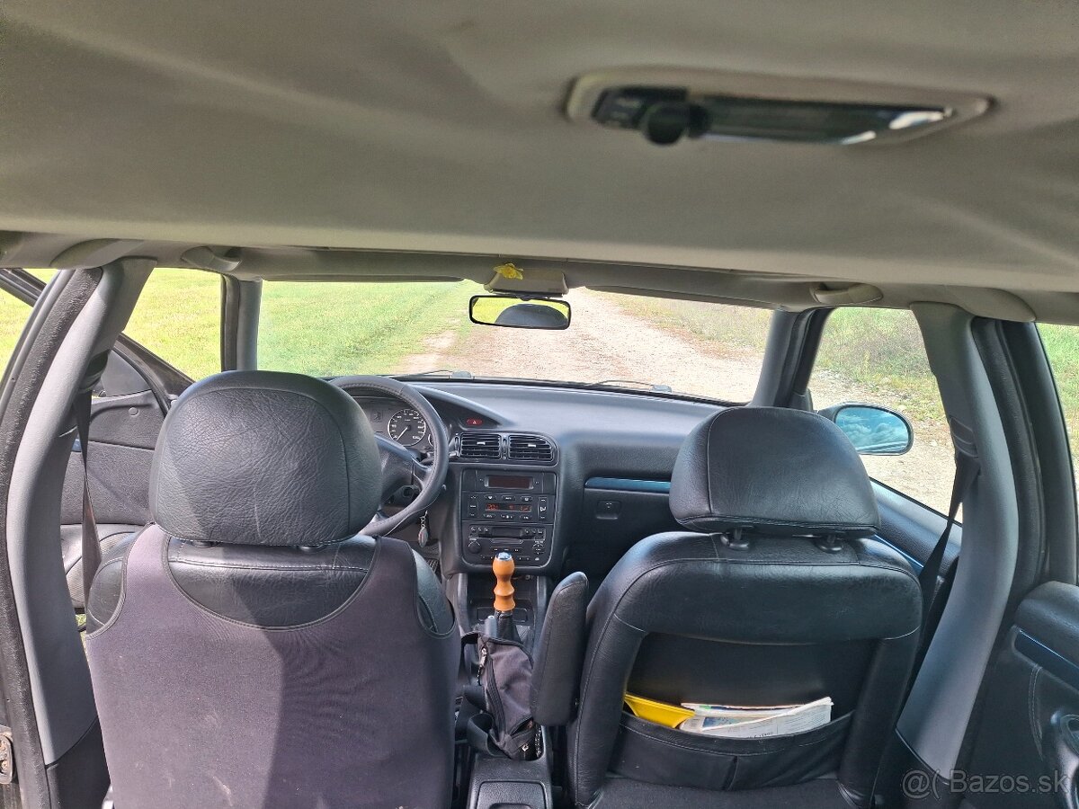 Peugeot 406 2,0 Hdi - 12