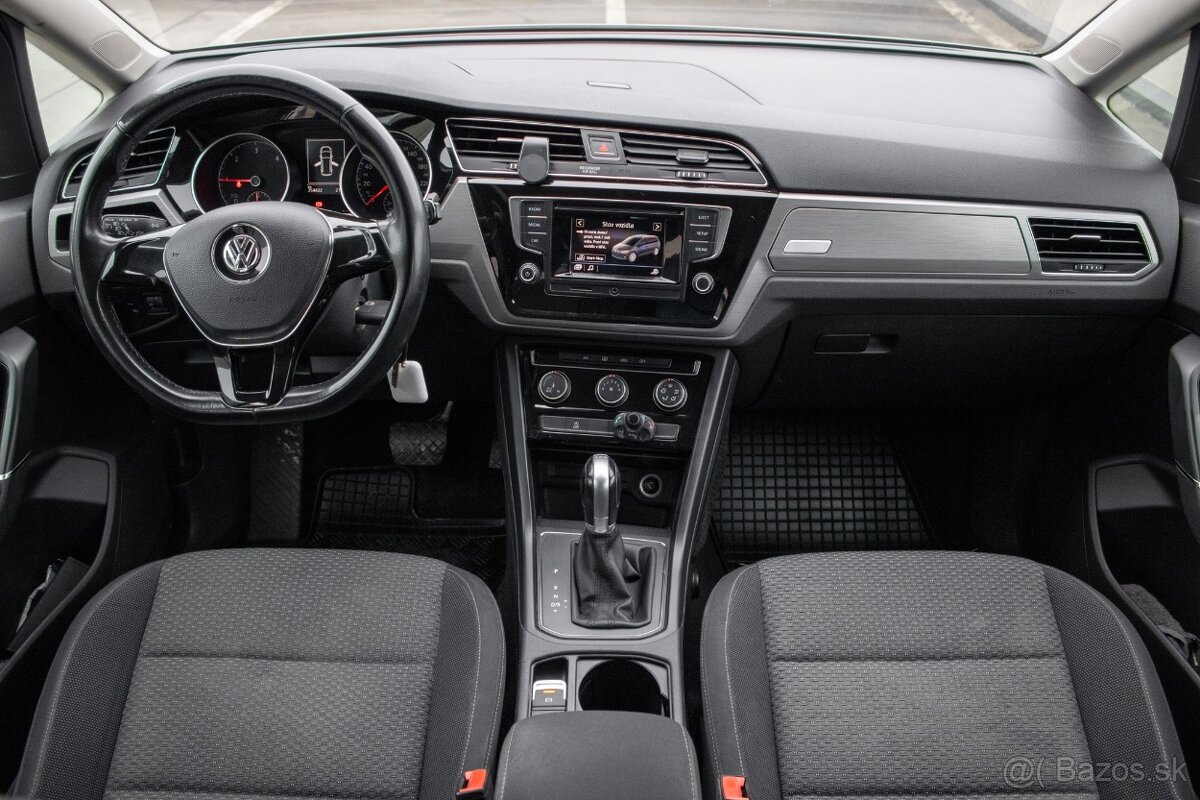 Volkswagen Touran 1.6 TDI DSG - 12