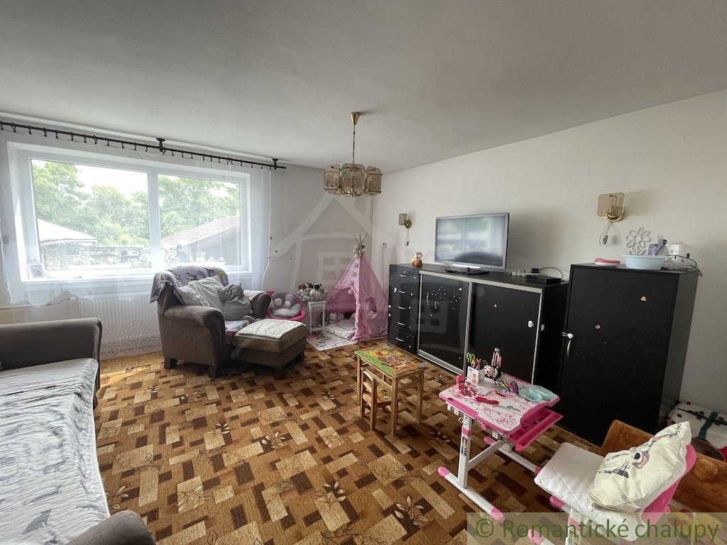 Šesťizbový rodinný dom v Branči – ideálne bývanie v tichej - 12