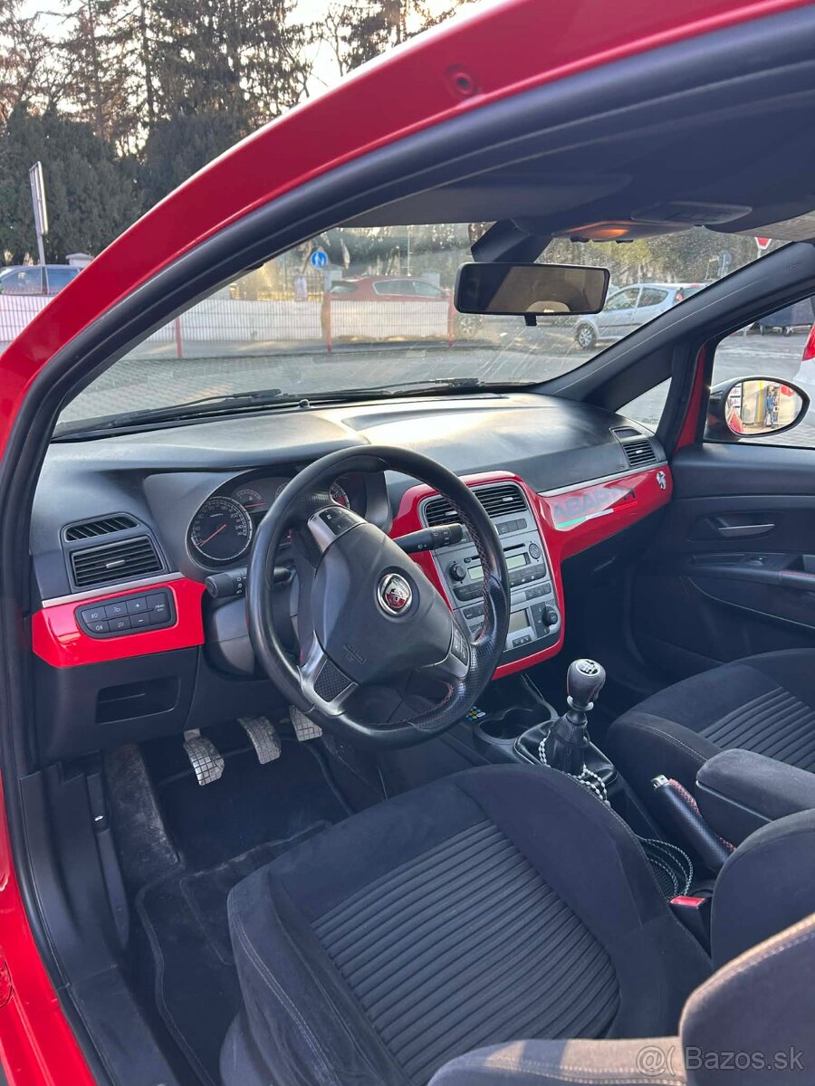 Abarth Punto Grande 1.4 t ,114kw - 12