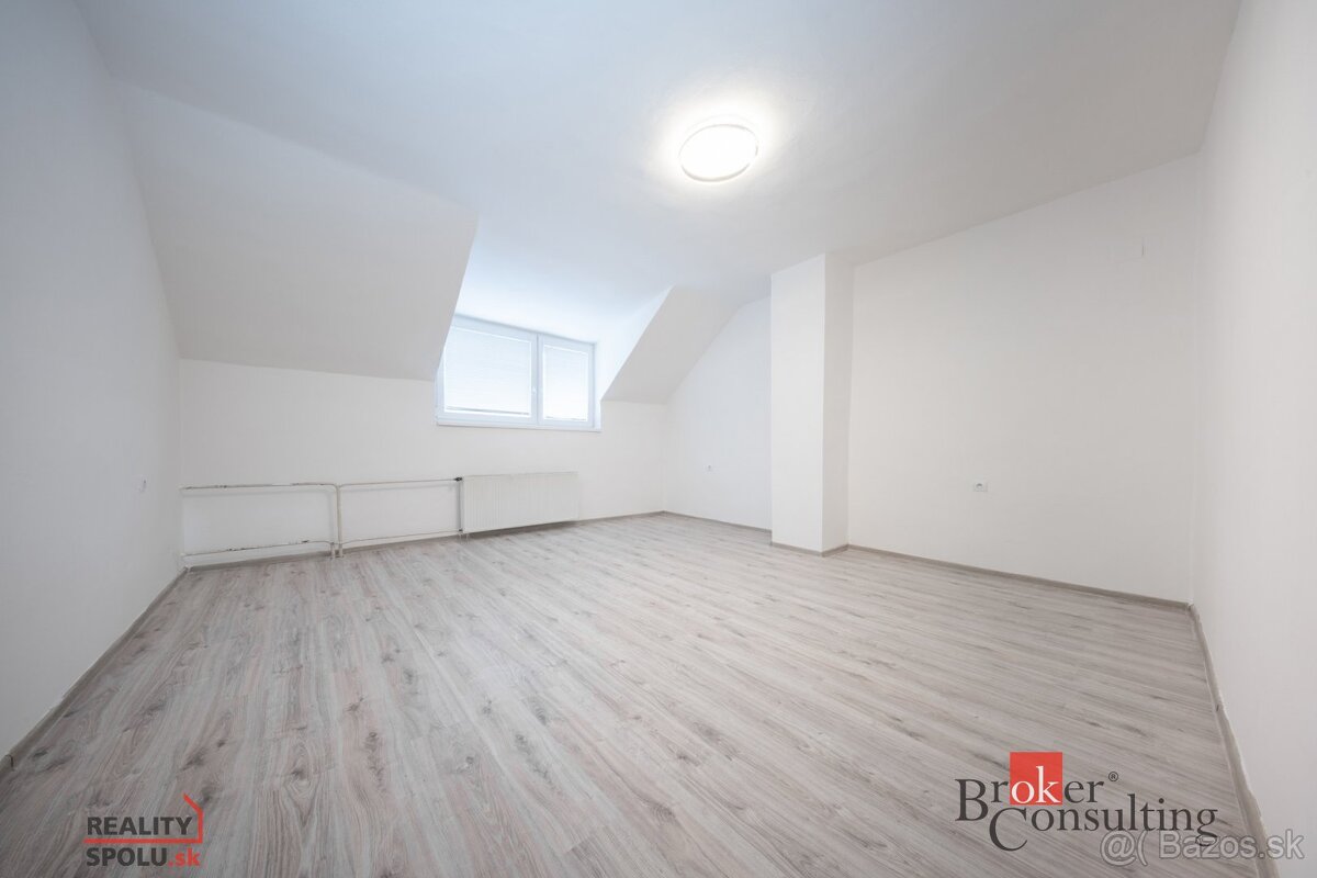 Na predaj rodinný dom - 12