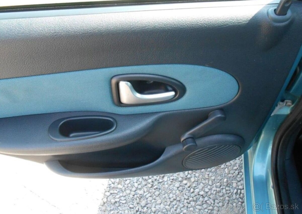 Renault Clio 1,2 55 kW KLIMA Historie benzín - 12