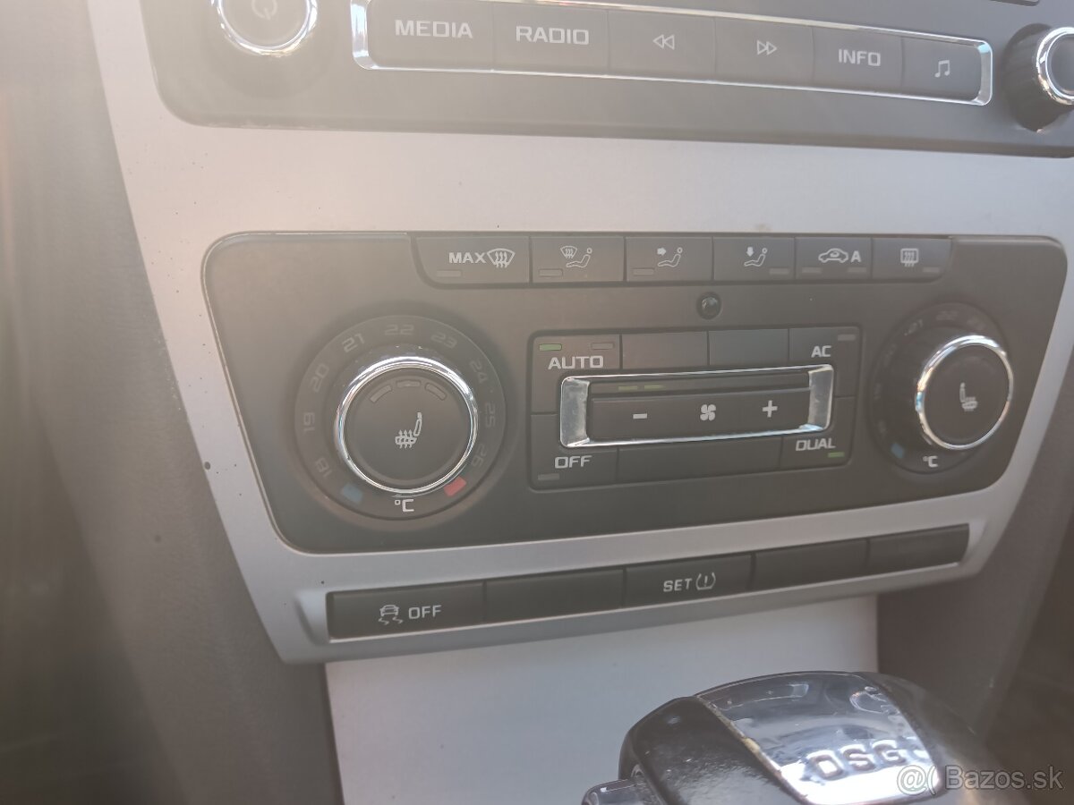 Škoda octavia 2 2.0tdi dsg - 12