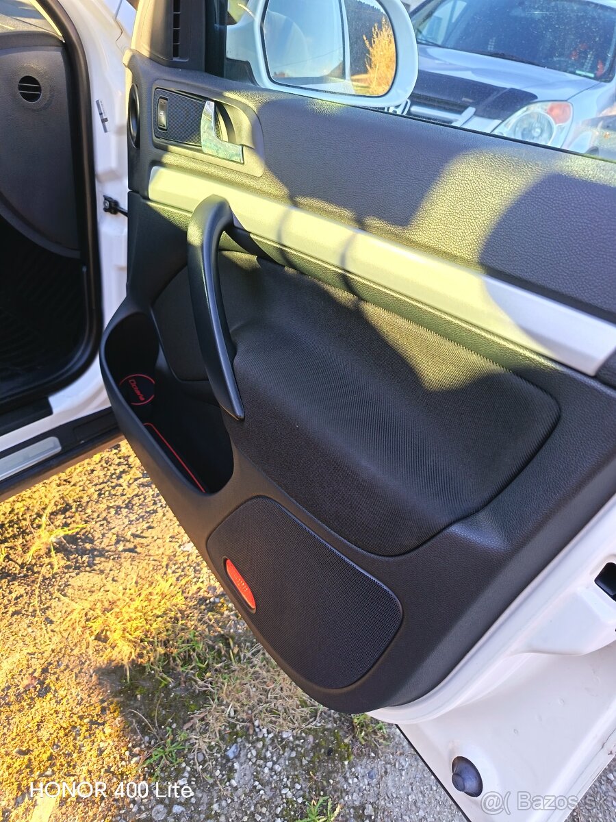 Škoda Octavia 2 scout rv2011 - 12