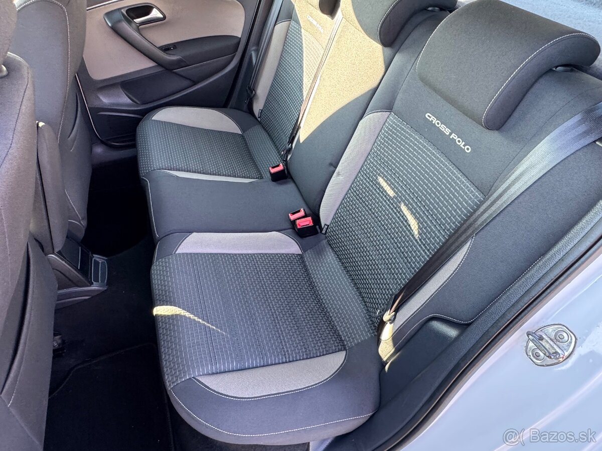Volkswagen Polo 1.4 TDI BMT Cross - 12