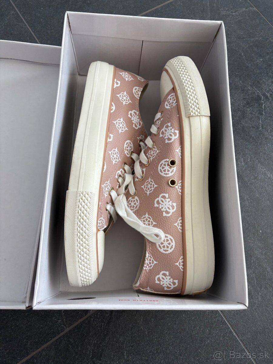 Dámske tenisky Guess 38 - 12