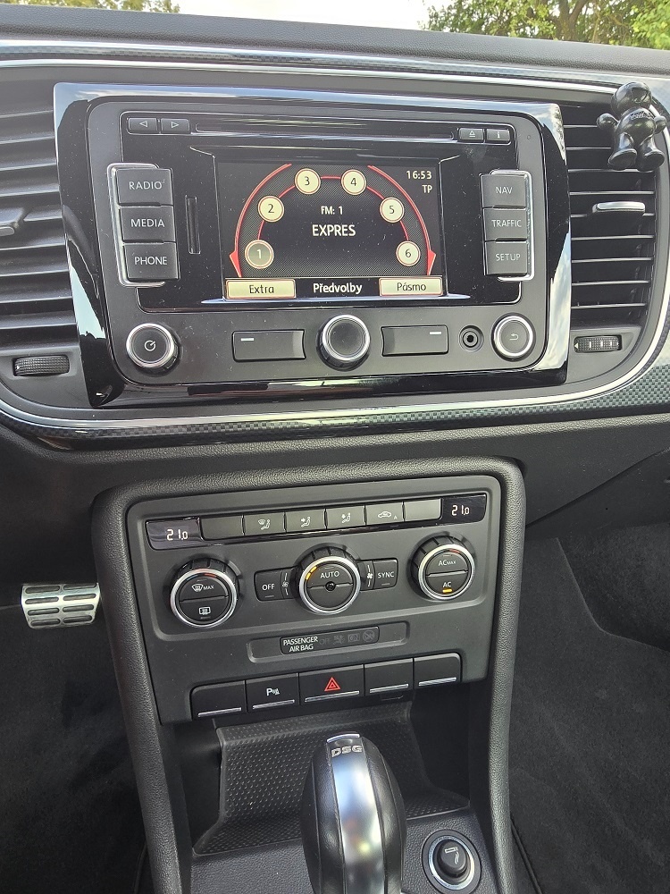 Volkswagen Beetle 2.0 147kW 2013 - 12