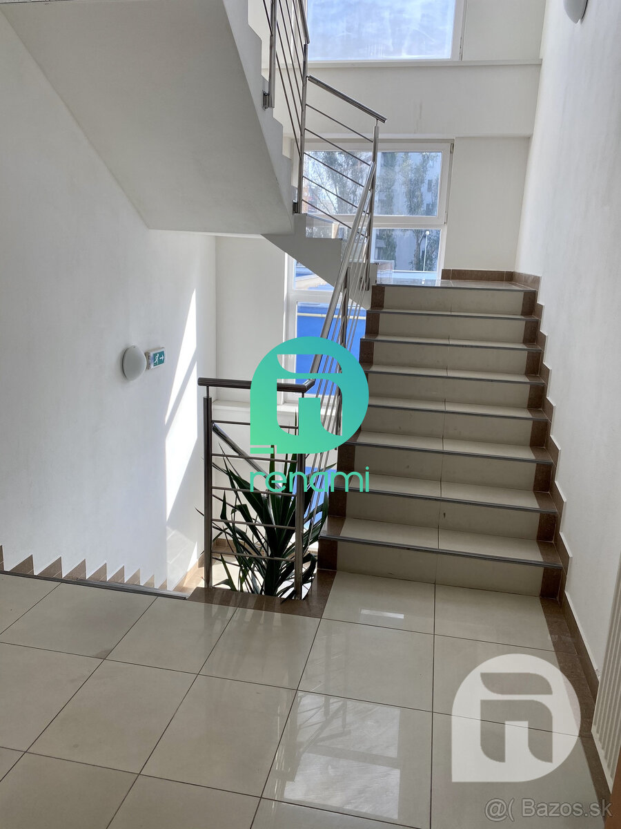 Prenájom kancelárskych priestorov Hraničná 18 Bratislava Ruž - 12