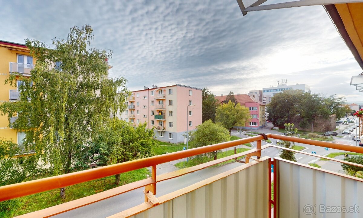 Zariadený 3 izb.tehlový byt s balkónom CENTRUM MESTA - 12