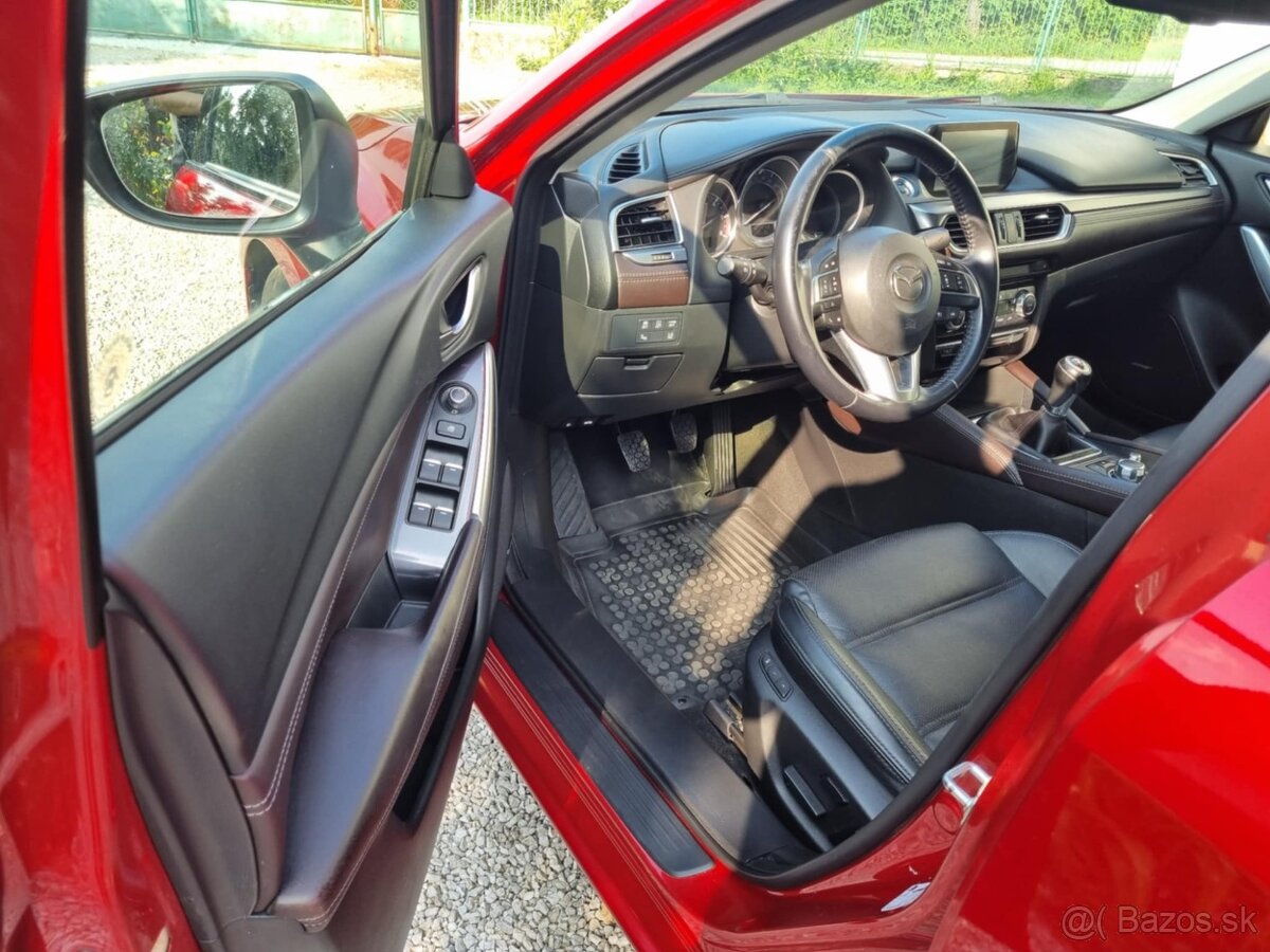 Mazda 6 2.2 Skyactiv-D Revolution TOP (2015) - 12