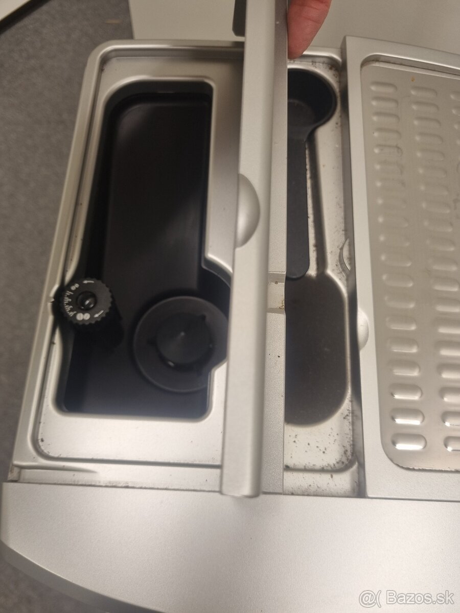 DeLonghi MAGNIFICA kávovar - 12