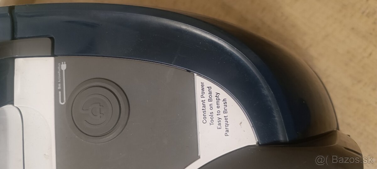 Vysávač Bosch - 12