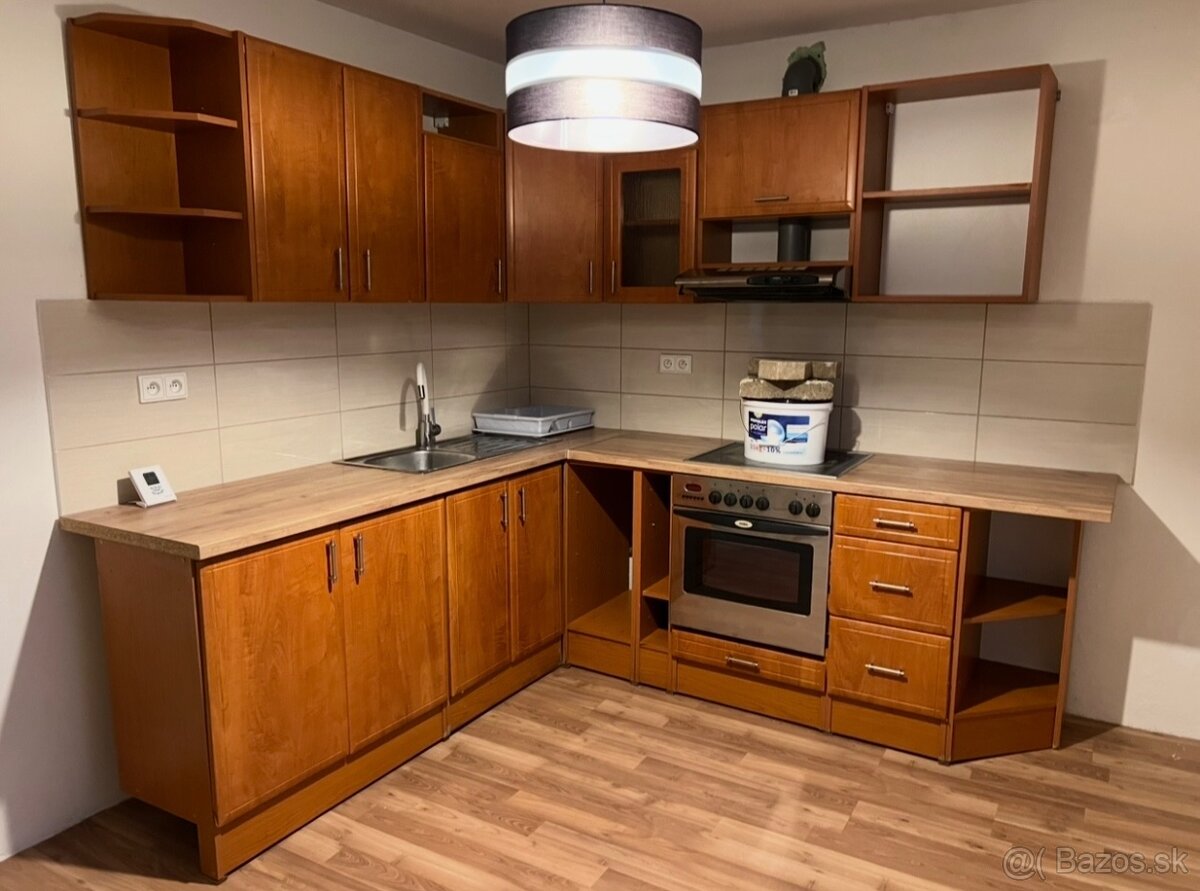 Prenájom 3.izb.bytu v Klastore p. Znievom - 12