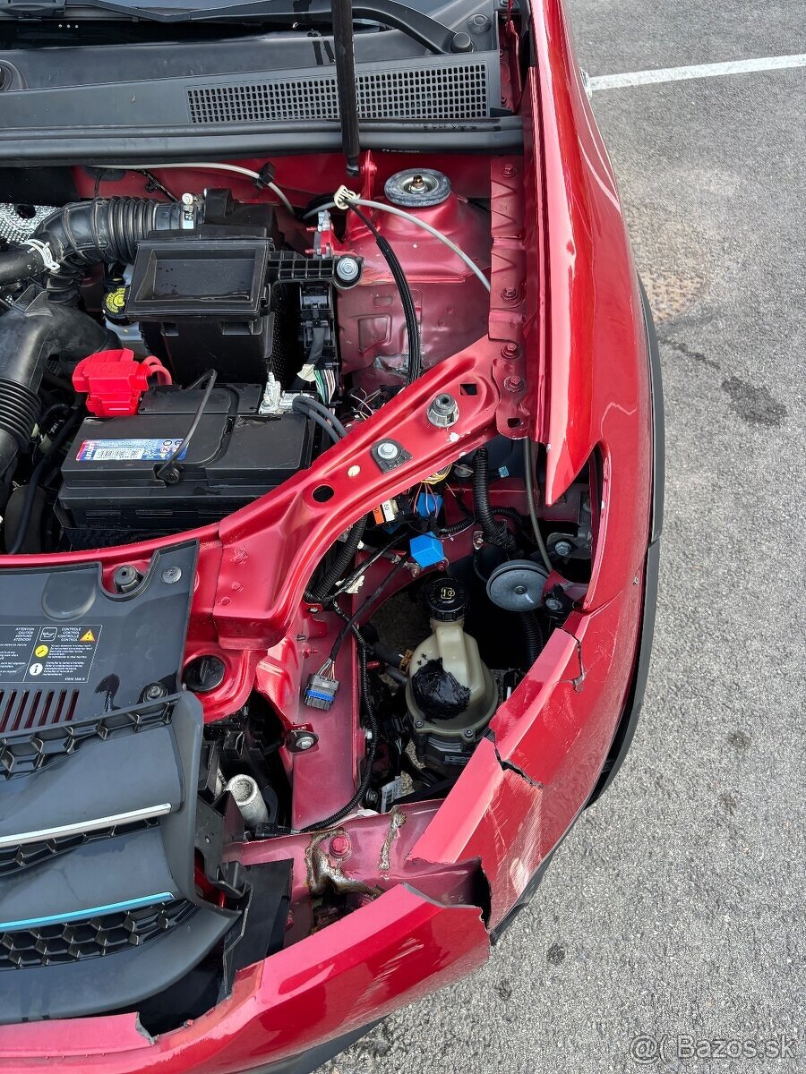 Dacia Sandero 0.9tce 66kw 2015 - 12