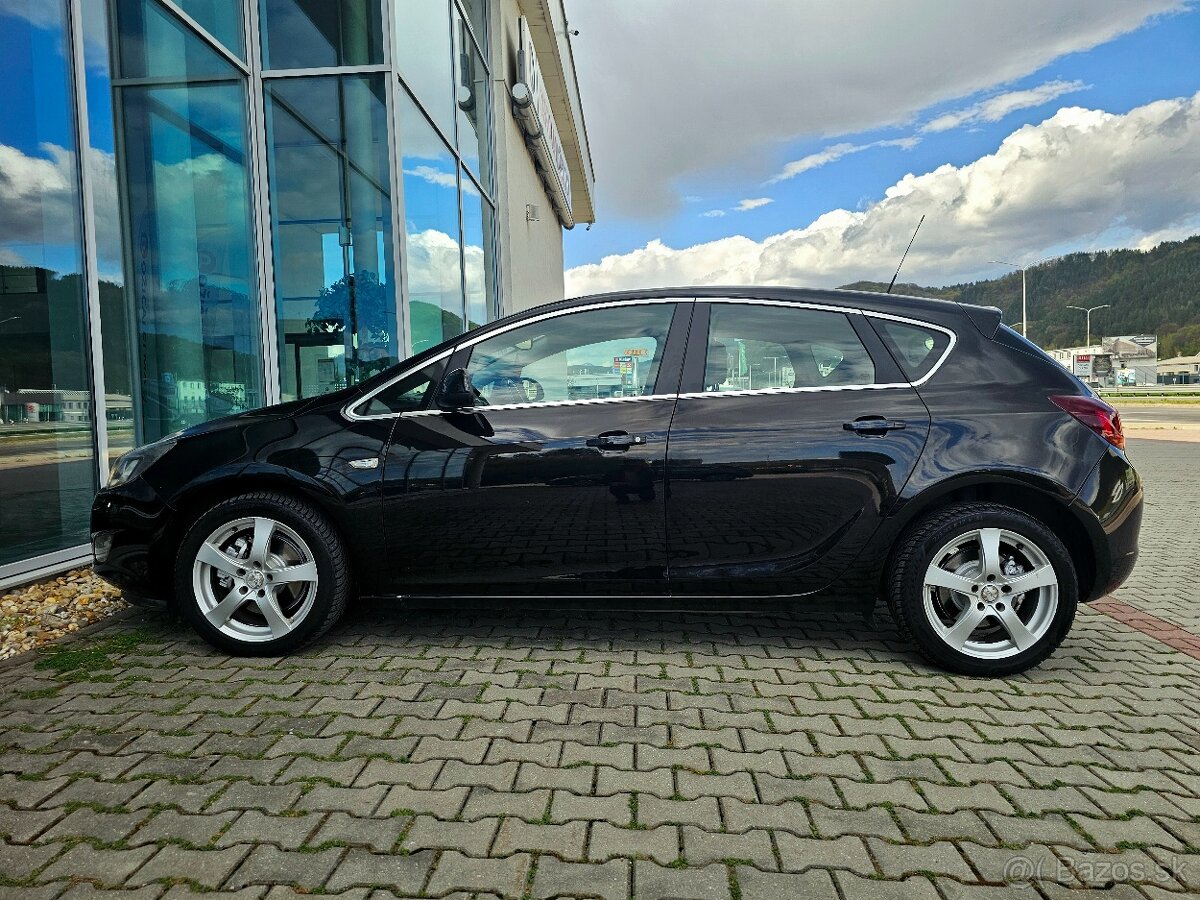 OPEL ASTRA 1.7CDTI ●STK DO 4/2027● - 12