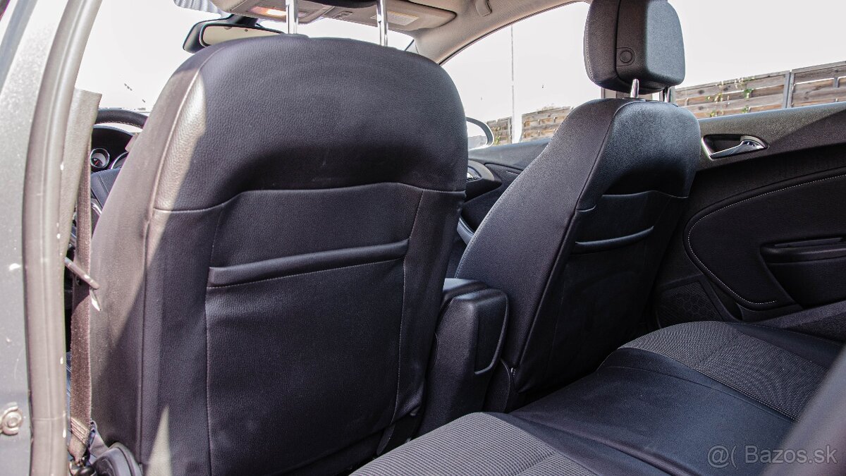 Opel Astra Sport Tourer ST 1.4 Turbo 140k, 103KW, M6, 5d - 12