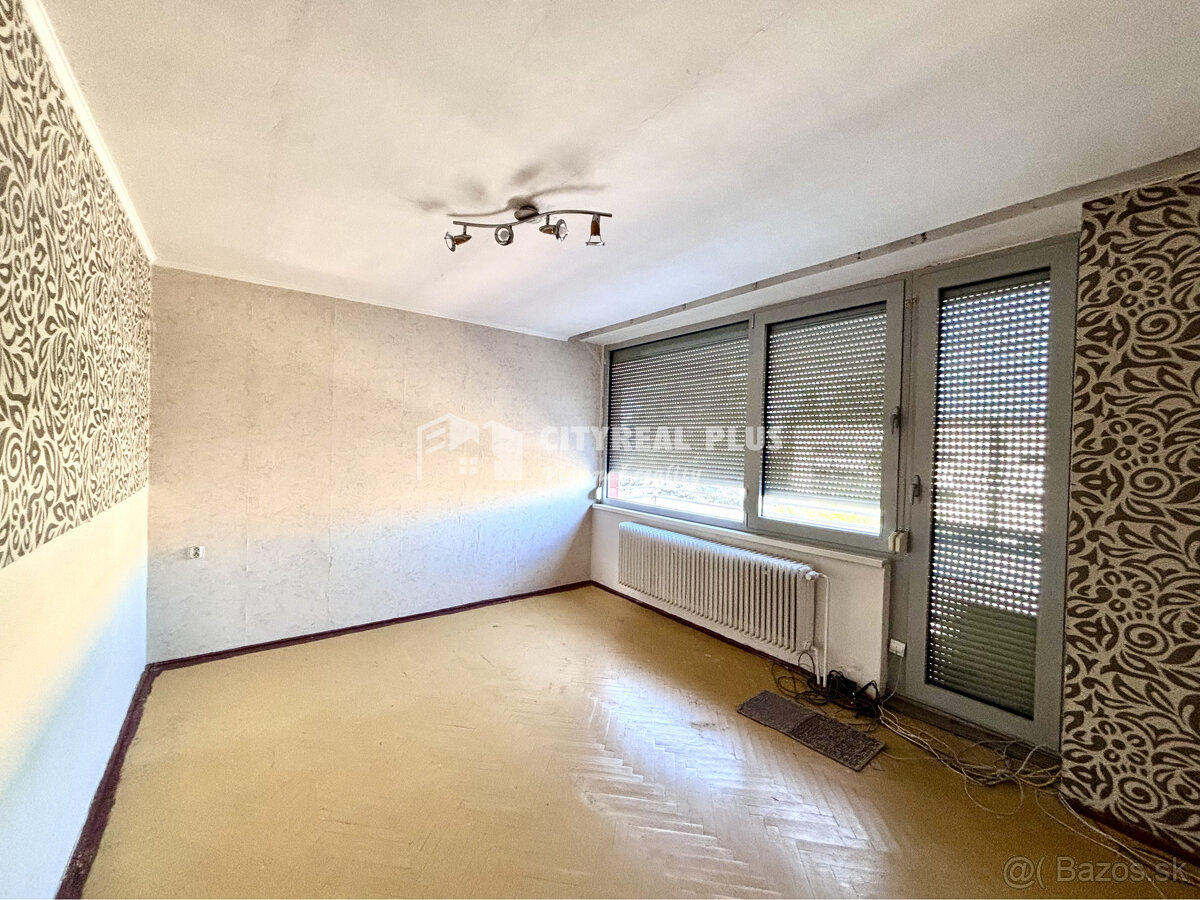 Ponúkame Vám na predaj 7 izbový rodinný dom v tichej a lukra - 12