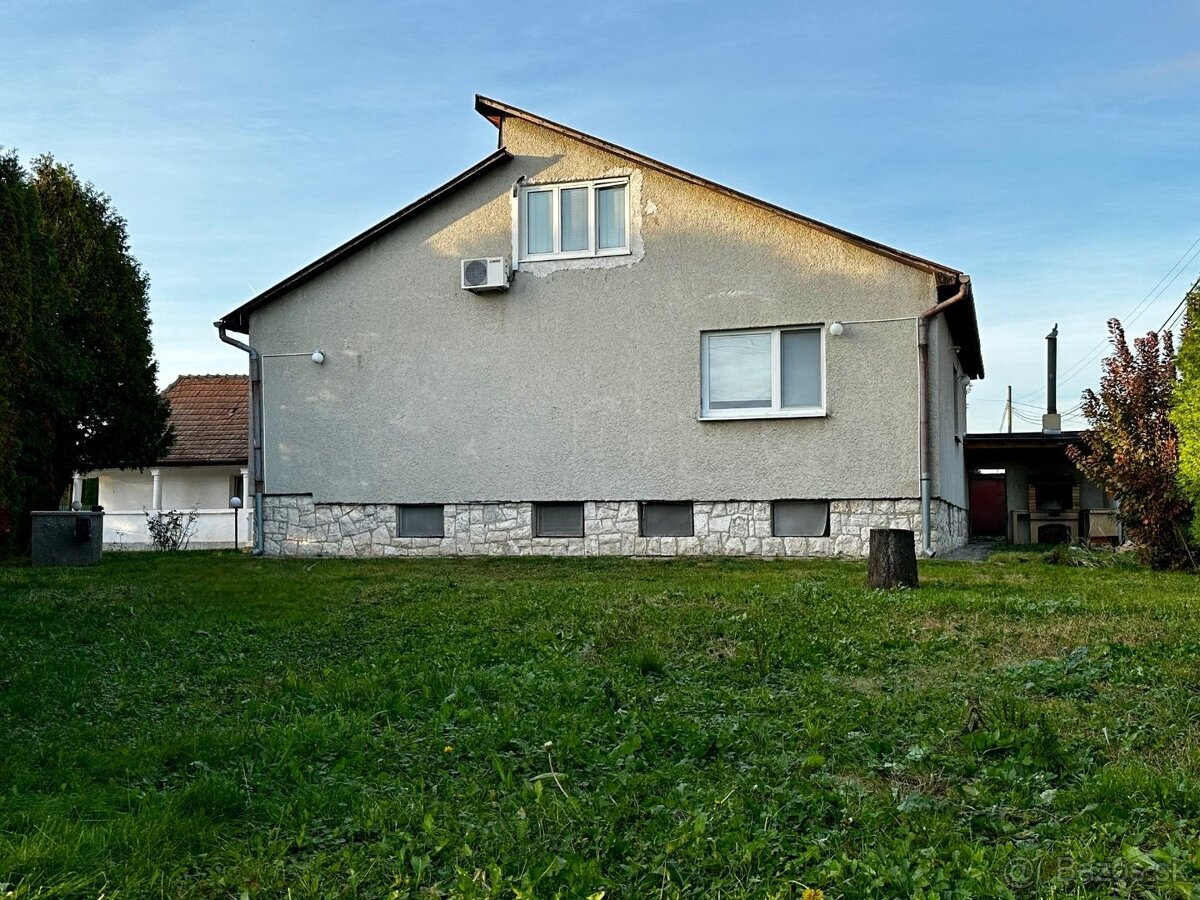 NOVÁ CENA KOŠICE - KRÁSNA - VÝBORNÁ LOKALITA - DVOJGENERAČN - 12