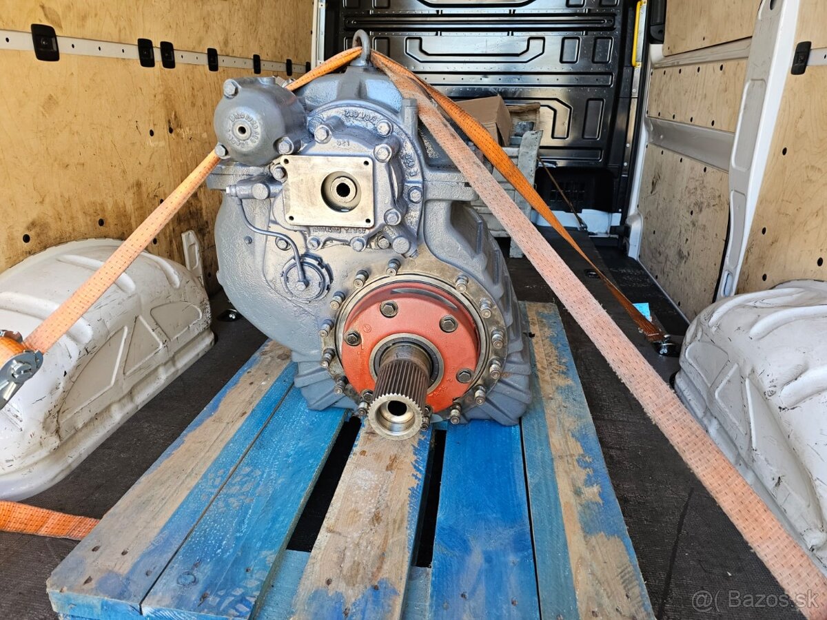 Zostup TATRA 815 prídavná prevodovka - 12